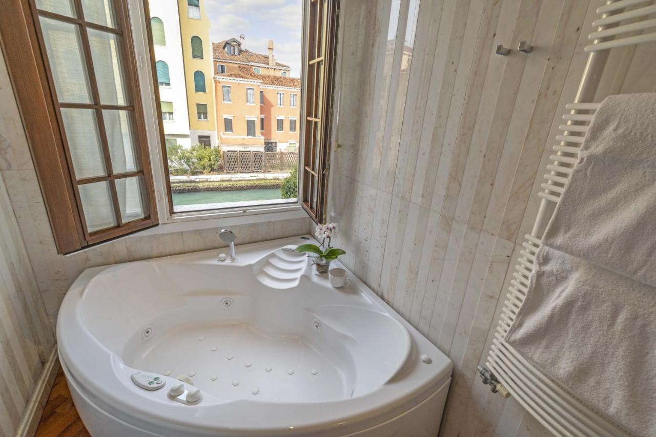 ונציה Tolentini Canal View & Terrace By Wonderful Italy מראה חיצוני תמונה